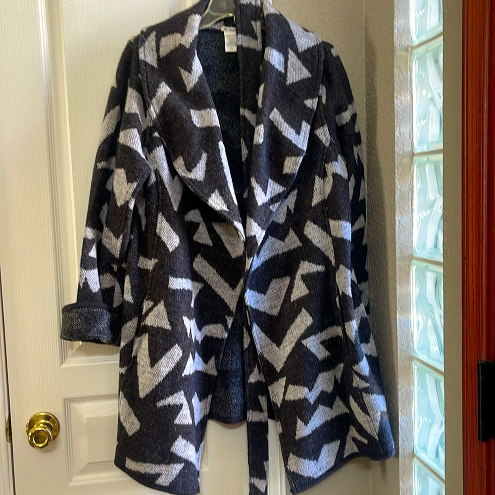Sweater jacket, medium white size large